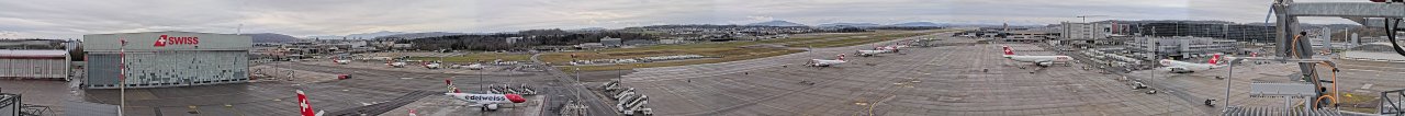 Zurich Airport Hangar Live Webcam showing aircraft maintenance and storage operations at ZRH/LSZH